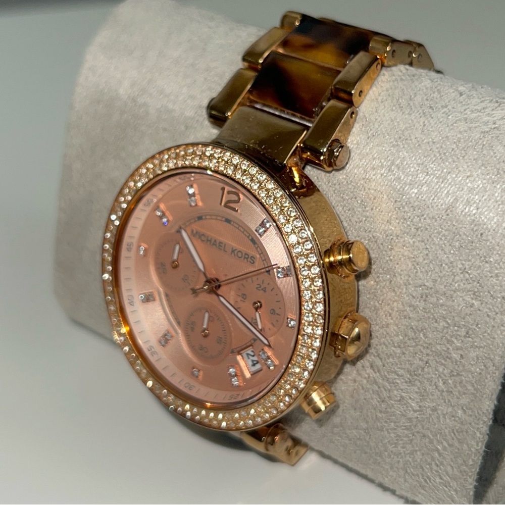 Michael Kors Rose Gold Women's Watch. Brand New